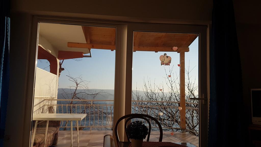 Apartments Coko Omiš Zewnętrze zdjęcie