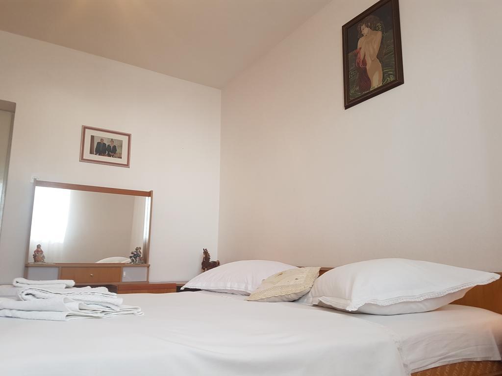 Apartments Coko Omiš Zewnętrze zdjęcie