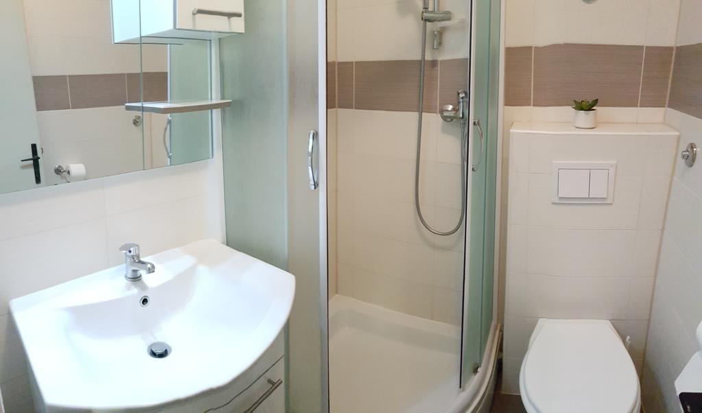 Apartments Coko Omiš Zewnętrze zdjęcie
